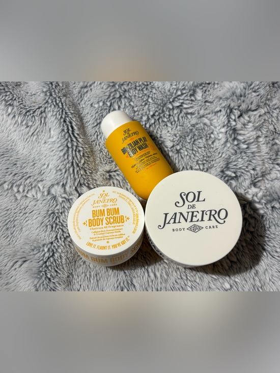 Sol de Janeiro Other - Sol de Janeiro Yellow Bum Bum Body Scrub & Brazilian Play Body Wash Set